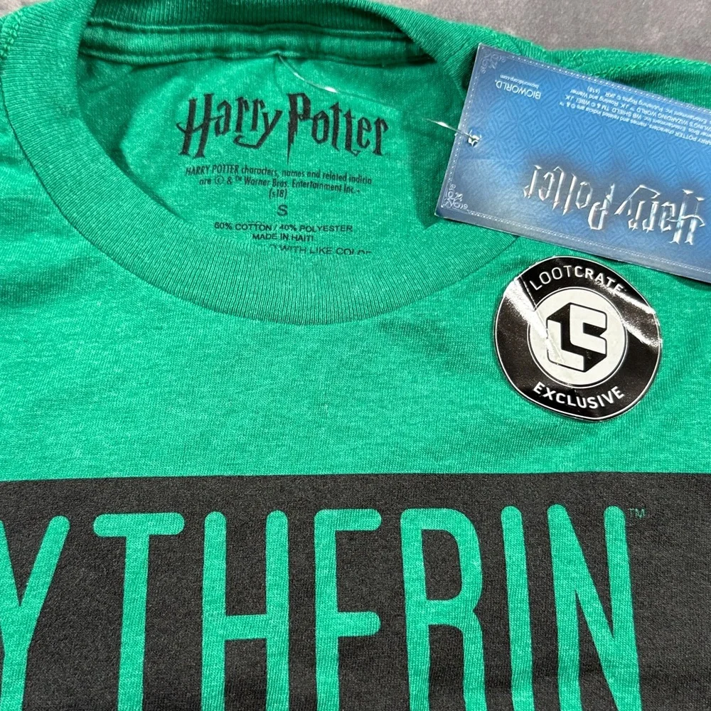 NWT HARRY POTTER LOOTCRATE SLYTHERIN HOUSE SHIRT SZ S - Picture 2 of 4
